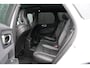 Volvo XC60 T6 AWD Plus Dark Long Range | Trekhaak | Panoramisch schuif/kanteldak | Harman Kardon | Dealer onderhouden | 360 graden camera | Elektrisch verstelbare stoelen met geheugen |