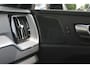 Volvo XC60 T6 Recharge AWD R-Design | Stoelverwarming | Parkeercamera | Panoramadak | H/K | Glossy Black | Keyless