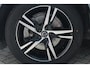 Volvo XC60 T6 Recharge AWD R-Design | Stoelverwarming | Parkeercamera | Panoramadak | H/K | Glossy Black | Keyless