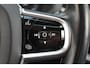 Volvo XC60 T6 Recharge AWD R-Design | Stoelverwarming | Parkeercamera | Panoramadak | H/K | Glossy Black | Keyless