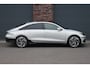 Hyundai Ioniq 6 Lounge 77.4 kWh | Adaptieve Cruise Control | Panoramadak | BOSE | Memory | Stoelventilatie | Verwarmd Stuurwiel | HUD | Leder | Camera | Trekhaak | Achterbank Verwarmd |