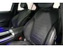 Mercedes-Benz C-klasse 300 e AMG Line / C63S AMG Diffuser / Panamericana Grill / Panoramadak / Digital Light (Laser) / Ambienteverlichting / Rondomzichtcamera / Apple Carplay - Android Auto / Stoelverwarming / Lederen bekleding / Stuurwiel verwarming / Dodehoek detectie / 20'' LMV