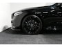 Mercedes-Benz C-klasse 300 e AMG Line / C63S AMG Diffuser / Panamericana Grill / Panoramadak / Digital Light (Laser) / Ambienteverlichting / Rondomzichtcamera / Apple Carplay - Android Auto / Stoelverwarming / Lederen bekleding / Stuurwiel verwarming / Dodehoek detectie / 20'' LMV