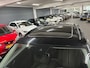 Volkswagen T-Roc 1.5 TSI Sport Business R met Panoramadak, Navigatie, Parkeersensoren voor en achter, Stoelverwarming, LM-velgen