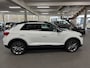 Volkswagen T-Roc 1.5 TSI Sport Business R met Panoramadak, Navigatie, Parkeersensoren voor en achter, Stoelverwarming, LM-velgen