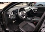 Mercedes-Benz A-klasse 180 Business Solution AMG|Rijklaar!|Pano|Camera|Carplay|Stoelverwarming