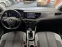 Volkswagen Polo 1.0 TSI HIGHLINE NAVIGATIE CRUISE CONTROL CLIMATE CONTROL STOELVERWARMING BLUETOOTH TELEFOON VERMOEIDHEID HERKENNING 17" LICHTMETALEN VELGEN ZEER MOOI !! 3010