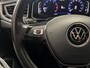 Volkswagen Polo 1.0 TSI HIGHLINE NAVIGATIE CRUISE CONTROL CLIMATE CONTROL STOELVERWARMING BLUETOOTH TELEFOON VERMOEIDHEID HERKENNING 17" LICHTMETALEN VELGEN ZEER MOOI !! 3010