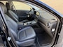 Hyundai Kona Electric EV Premium 64 kWh | 3 fase | Leder | Adaptieve cruise | Lane Assist | Camera | Navigatie | Apple CarPlay / Android Auto | Head up | Stoelverwarming&koeling | Stuurverwarming | LED | DAB | Keyless | Volledig onderhouden | 96% SOH