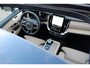 Volvo XC90 2.0 T8 Plug-in hybrid AWD Ultra Bright | Adaptieve Cruise Control met Pilot Assist | Premium audio by Bowers & Wilkins | Elektrisch bedienbaar panoramisch schuif/-kanteldak | Elektrische voorstoelen met geheugen en massagefunctie | Verwarmbare voorstoelen + stuurwiel | Geventileerde voorstoelen | 360 Parkeercamera | Park Assist voor + achter | 4-Zone Climate Control | Head-Up Display | 21'' Lichtmetalen wielen |
