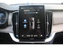 Volvo XC90 2.0 T8 Plug-in hybrid AWD Ultra Bright Adaptieve Cruise Control met Pilot Assist | Premium audio by Bowers & Wilkins | Elektrisch bedienbaar panoramisch schuif/-kanteldak | Elektrische voorstoelen met geheugen en massagefunctie | Verwarmbare voorstoelen + stuurwiel | Geventileerde voorstoelen | 360 Parkeercamera | Park Assist voor + achter | 4-Zone Climate Control | Head-Up Display | 21'' Lichtmetalen wielen |