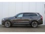 Volvo XC90 2.0 T8 Plug-in hybrid AWD Ultra Bright | Adaptieve Cruise Control met Pilot Assist | Premium audio by Bowers & Wilkins | Elektrisch bedienbaar panoramisch schuif/-kanteldak | Elektrische voorstoelen met geheugen en massagefunctie | Verwarmbare voorstoelen + stuurwiel | Geventileerde voorstoelen | 360 Parkeercamera | Park Assist voor + achter | 4-Zone Climate Control | Head-Up Display | 21'' Lichtmetalen wielen |