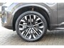 Volvo XC90 2.0 T8 Plug-in hybrid AWD Ultra Bright | Adaptieve Cruise Control met Pilot Assist | Premium audio by Bowers & Wilkins | Elektrisch bedienbaar panoramisch schuif/-kanteldak | Elektrische voorstoelen met geheugen en massagefunctie | Verwarmbare voorstoelen + stuurwiel | Geventileerde voorstoelen | 360 Parkeercamera | Park Assist voor + achter | 4-Zone Climate Control | Head-Up Display | 21'' Lichtmetalen wielen |