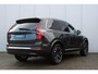 Volvo XC90 2.0 T8 Plug-in hybrid AWD Ultra Bright | Adaptieve Cruise Control met Pilot Assist | Premium audio by Bowers & Wilkins | Elektrisch bedienbaar panoramisch schuif/-kanteldak | Elektrische voorstoelen met geheugen en massagefunctie | Verwarmbare voorstoelen + stuurwiel | Geventileerde voorstoelen | 360 Parkeercamera | Park Assist voor + achter | 4-Zone Climate Control | Head-Up Display | 21'' Lichtmetalen wielen |