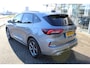 Ford Kuga 2.5-243pk PHEV ST-Line X. Van €. 54.937,- voor €. 43.735,- Trekgewicht van 2.100kg ! Elektr. panodak., elektr. trekhaak, stoel-, stuur- en voorraamverw., 360gr. Camera, HUD, AppleCarplay/Androidauto, Elektr. verstelb. comfortstoelen, LED verl.