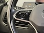 Volkswagen ID.3 First Plus 58 kWh | Carplay | Navigatie | 20" LM velgen | Camera