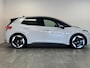 Volkswagen ID.3 First Plus 58 kWh | Carplay | Navigatie | 20" LM velgen | Camera