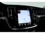 Volvo V60 2.0 B4 Momentum Business | ACC | Trekhaak | Carplay | stoel verwarming |