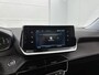 Peugeot e-2008 EV Allure 50 kWh 136pk Automaat | Navigatie | Climate Control | Cruise Control | 17"LMV | Apple Carplay/Android Auto |