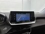 Peugeot e-2008 EV Allure 50 kWh 136pk Automaat | Navigatie | Climate Control | Cruise Control | 17"LMV | Apple Carplay/Android Auto |