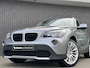BMW X1 sDrive18d Executive | Navigatie | Eerste eigenaar | Dealer onderhouden