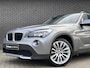 BMW X1 sDrive18d Executive | Navigatie | Eerste eigenaar | Dealer onderhouden
