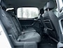 Volkswagen Touran 1.4 TSI Highline Business R 7p | Trekhaak | Stoelverwarming | Matrix LED Koplampen | Adaptieve Cruise Control | Parkeersensoren | 18'' Lichtmetalen Velgen | Privacy Glas | Climate Control | Elektrische Klep | 7 Persoons |
