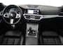 BMW 3-Serie 320i High Executive Edition (PANORAMADAK, CAMERA, SFEERVERLICHTING, STOELVERWARMING, DIGITALE COCKPIT)