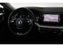 Skoda Octavia Combi 1.0 e-TSI Business Edition Plus (TREKHAAK, STOELVERWARMING, HEAD-UP, CAMERA, ELEKTR STOELEN, SFEERVERLICHTING)