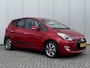 Hyundai ix20 1.4i Go! / Navigatie / Achteruitrijcamera / Trekhaak / 1e eigenaar / All season banden /