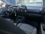Citroën E-C4 Feel Edition 50 kWh | Stoelverwarming | Navigatie | Climate Control | Head-Up Display | Full LED | Comfort Stoelen | Parkeercamera/-sensoren | Apple Carplay/Android Auto | DAB | Lichtmetalen velgen |