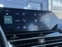 Citroën E-C4 Feel Edition 50 kWh | Stoelverwarming | Navigatie | Climate Control | Head-Up Display | Full LED | Comfort Stoelen | Parkeercamera/-sensoren | Apple Carplay/Android Auto | DAB | Lichtmetalen velgen |