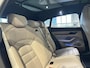 Porsche Taycan Cross Turismo 4 93 kWh Performance|Krijt|1 Eig.|Org NL NAP|BTW|Chrono|HUD|Panoramadak|LED|PSCB|OffroadDesign|Bose|Luchtvering|Fietsendrager|Full Option|Dealer Onderhouden