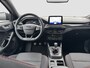 Ford Focus Wagon 1.5 EcoBoost ST Line | Winterpack | Camera | Adap. cruise control | Trekhaak | | Achteruitrijcamera | Cruise control adaptief | Elektrisch bedienbare achterklep met sensorsturing