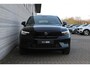 Volvo EC40 Single Motor Extended Range Ultra Black Ed. 82 kWh Panoramadak | Verwarmbare voorstoelen&stuurwiel | Warmtepomp | Adaptieve cruise control | Elektrisch verstelbare voorstoelen | 360 graden camera | Premium Audio by Harman Kardon | Keyless |