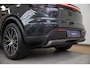 Porsche Macan 4 E 100 kWh|1 Eig.|Org NL NAP|BTW|Luchtvering|Sportchrono|BOSE|360|ClubLeder|Dealer Onderhouden