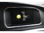 Volvo V40 T2 122PK Momentum | Standkachel | Trekhaak | Stoelverwarming | Climate Control | Cruise Control | LED Koplampen | Navigatie | Volvo OnCall | Verwarmbare Voorruit | Park Assist Achter | High Performance Audio |
