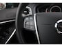 Volvo V40 T2 122PK Momentum | Standkachel | Trekhaak | Stoelverwarming | Climate Control | Cruise Control | LED Koplampen | Navigatie | Volvo OnCall | Verwarmbare Voorruit | Park Assist Achter | High Performance Audio |