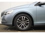 Volvo V40 T2 122PK Momentum | Standkachel | Trekhaak | Stoelverwarming | Climate Control | Cruise Control | LED Koplampen | Navigatie | Volvo OnCall | Verwarmbare Voorruit | Park Assist Achter | High Performance Audio |