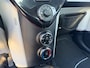 Toyota iQ 1.0 VVTi Aspiration Navigatie Airco