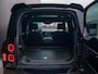 Land Rover Defender 3.0 D200 90 MHEV S l URBAN l Torque vectoring l Carbon l Jumpseat l Trekhaak l Grijs Kenteken