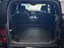 Land Rover Defender 3.0 D200 90 MHEV S l URBAN l Torque vectoring l Carbon l Jumpseat l Trekhaak l Grijs Kenteken