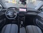 Peugeot e-208 Allure Avantage EV 51kWh 156pk AUTOMAAT | WARMTEPOMP | CAMERA | ADAPTIEVE CRUISE CONTROL | DODEHOEKBEW. |