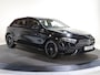 Mercedes-Benz A-klasse 250e Business Solution AMG | Panoramadak | Stoelverwarming | Achteruitrijcamera | Multibeam LED | Keyless Entry/Go | Nightpakket |