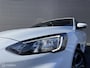 Ford Focus Wagon 1.0 EcoBoost ST Line Business | Trekhaak | Winterpakket | Camera | Clima | Privacy Glass | Carplay | Keyless