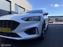 Ford Focus Wagon 1.0 EcoBoost ST Line Business | Trekhaak | Winterpakket | Camera | Clima | Privacy Glass | Carplay | Keyless