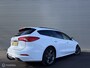 Ford Focus Wagon 1.0 EcoBoost ST Line Business | Trekhaak | Winterpakket | Camera | Clima | Privacy Glass | Carplay | Keyless