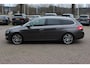 Peugeot 308 SW 1.2 e-THP Allure / Panoramadak / Navigatie / Parkeerhulp achter / 18'' / Leder&Alcantara / Cruise Control / LED Koplampen