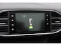 Peugeot 308 SW 1.2 e-THP Allure / Panoramadak / Navigatie / Parkeerhulp achter / 18'' / Leder&Alcantara / Cruise Control / LED Koplampen
