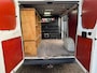 Peugeot Boxer 330 2.2 HDI L1H1 Pro | 3e eigenaar | Airco | 3-zitplaatsen | Zijschuifdeur- rechts | Trekhaak | Achteruitrijcamera | Parrot Carkit | Voorzien van houten kastinrichting | APK tot 17-05-2026 | NAP |